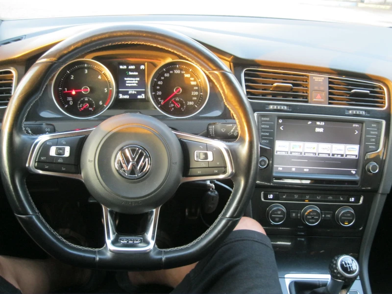 VW Golf 7 GTD, снимка 10 - Автомобили и джипове - 51659553