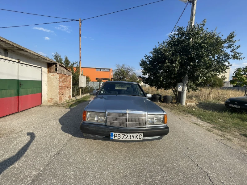 Mercedes-Benz 190, снимка 9 - Автомобили и джипове - 51785941