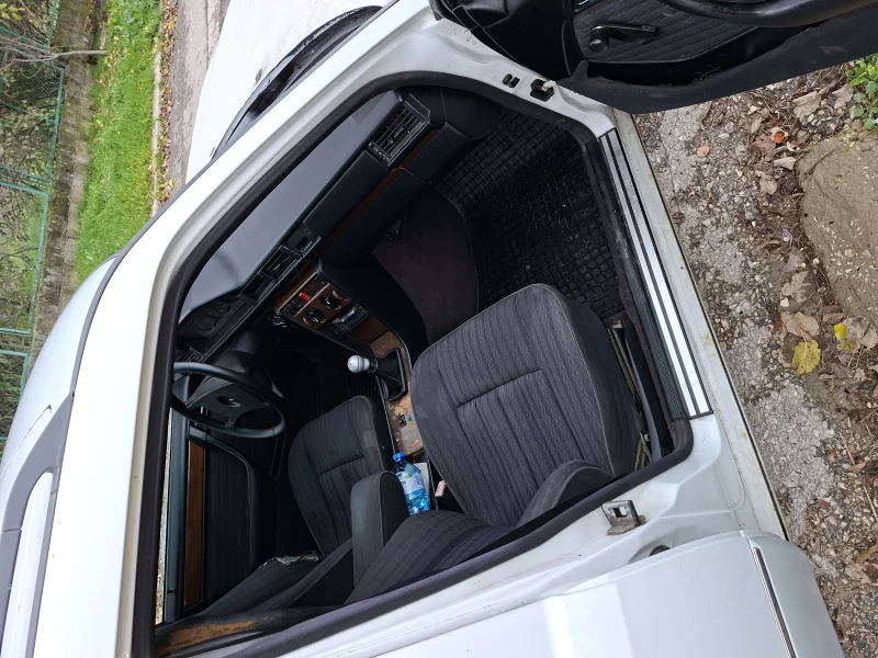 Mercedes-Benz 124, снимка 8 - Автомобили и джипове - 52427224