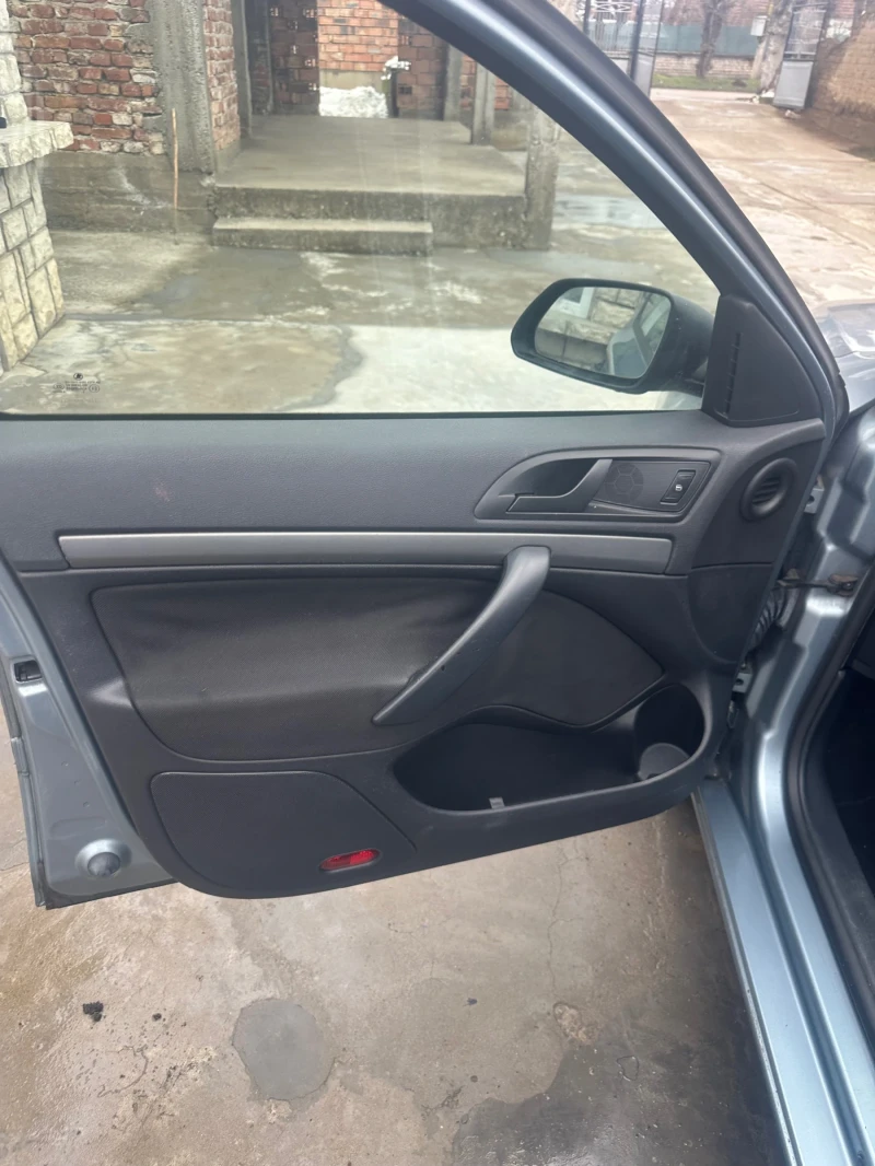 Skoda Octavia, снимка 6 - Автомобили и джипове - 53233412
