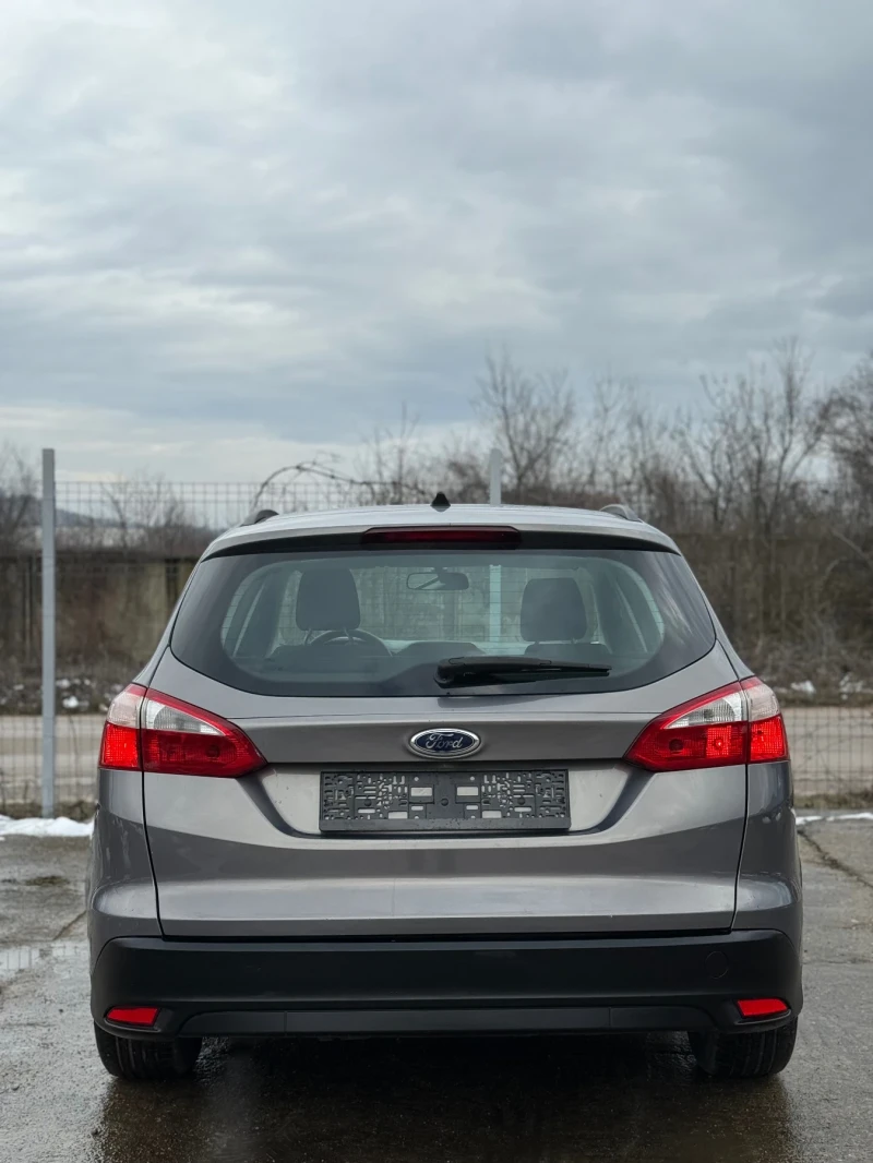 Ford Focus 1.6TDCI Климатик Италия, снимка 6 - Автомобили и джипове - 53448998