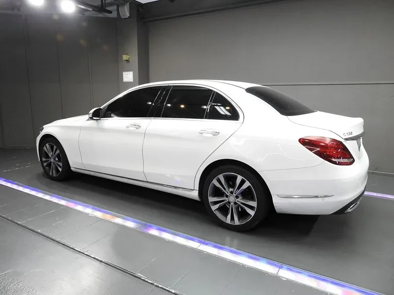 Mercedes-Benz C 220 Bluetech Avantgarde, снимка 2 - Автомобили и джипове - 55653822