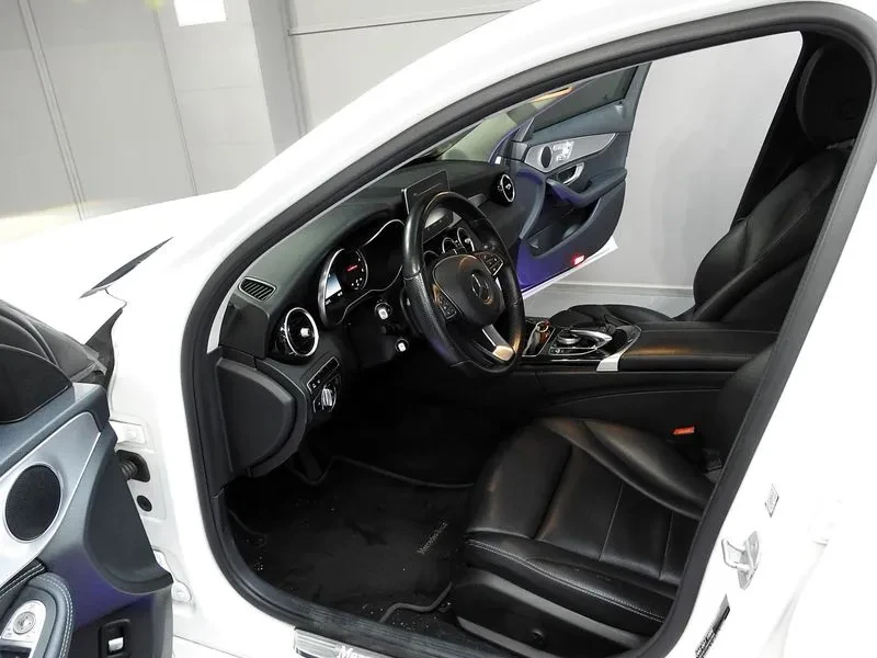 Mercedes-Benz C 220 Bluetech Avantgarde, снимка 16 - Автомобили и джипове - 55653822