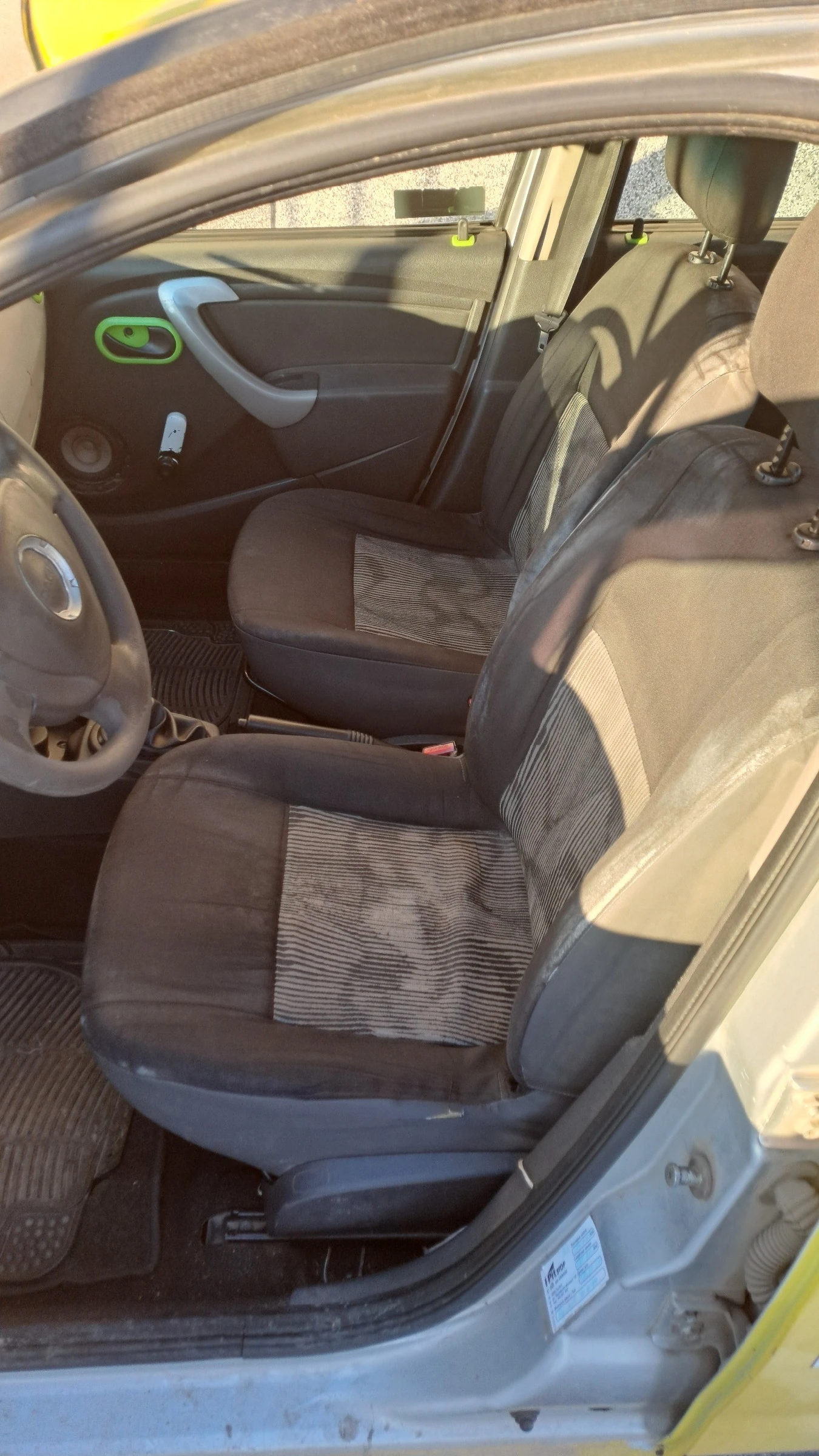 Dacia Sandero | Mobile.bg   11