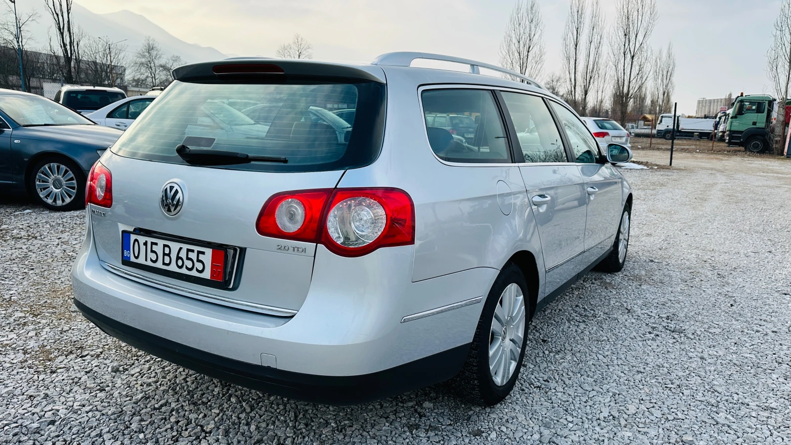 VW Passat 2.0tdi-DSG-Нави-Италия - изображение 4