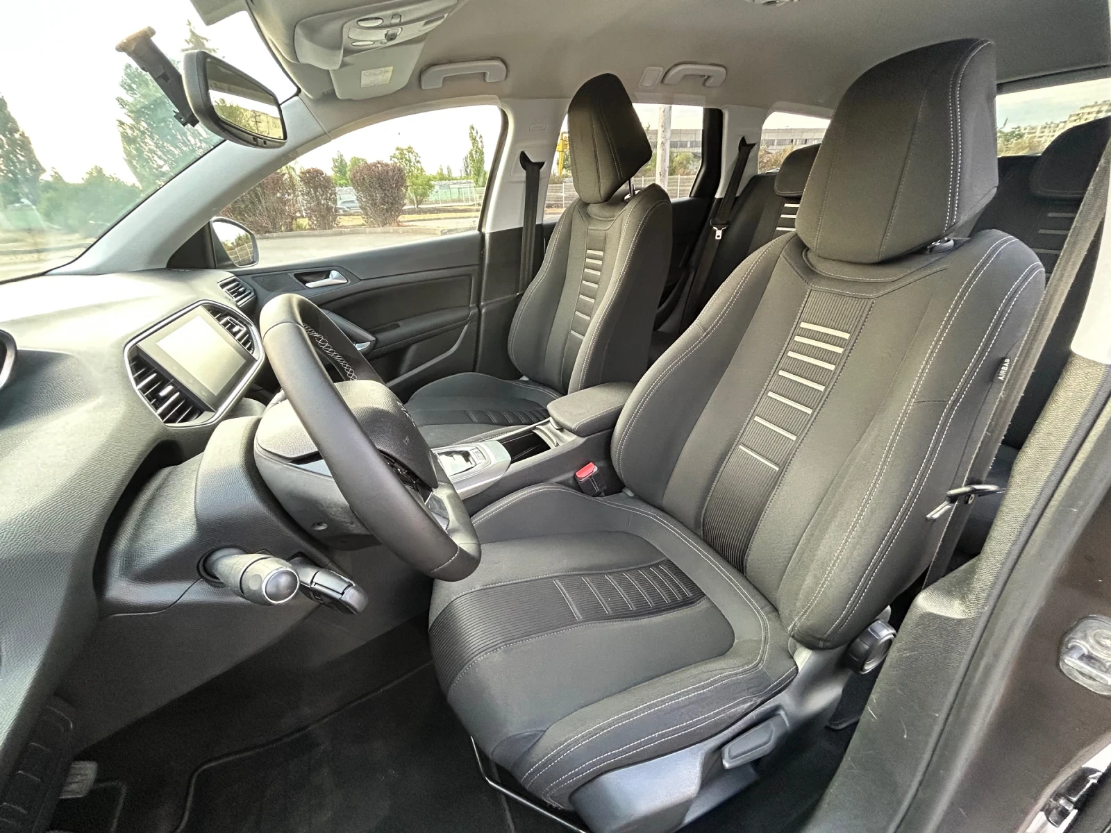Peugeot 308 2.0HDI ALLURE - изображение 10