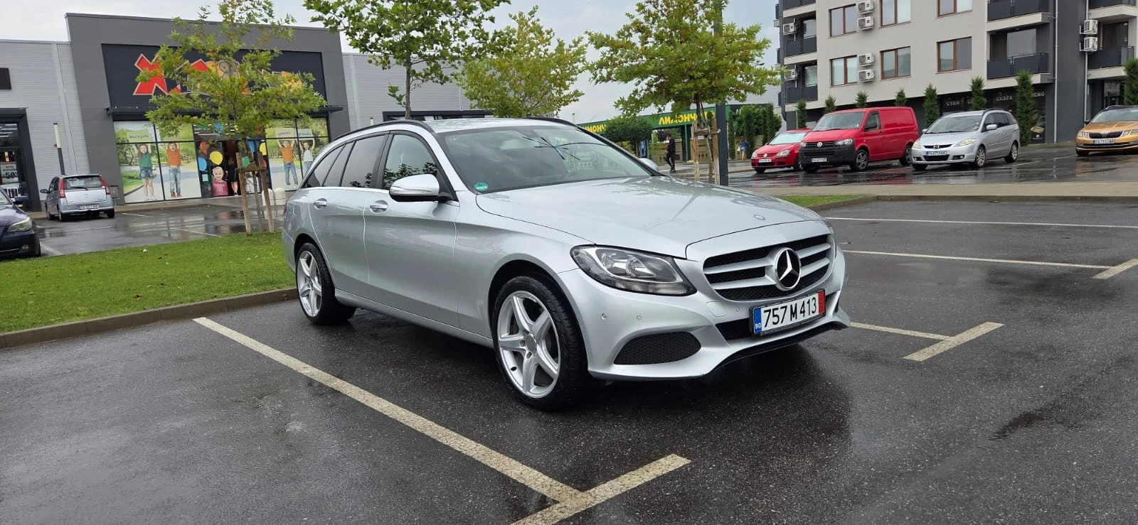 Mercedes-Benz C 220 Колата е със софтуерен ъпдейт (2019) Оригинален  - изображение 4