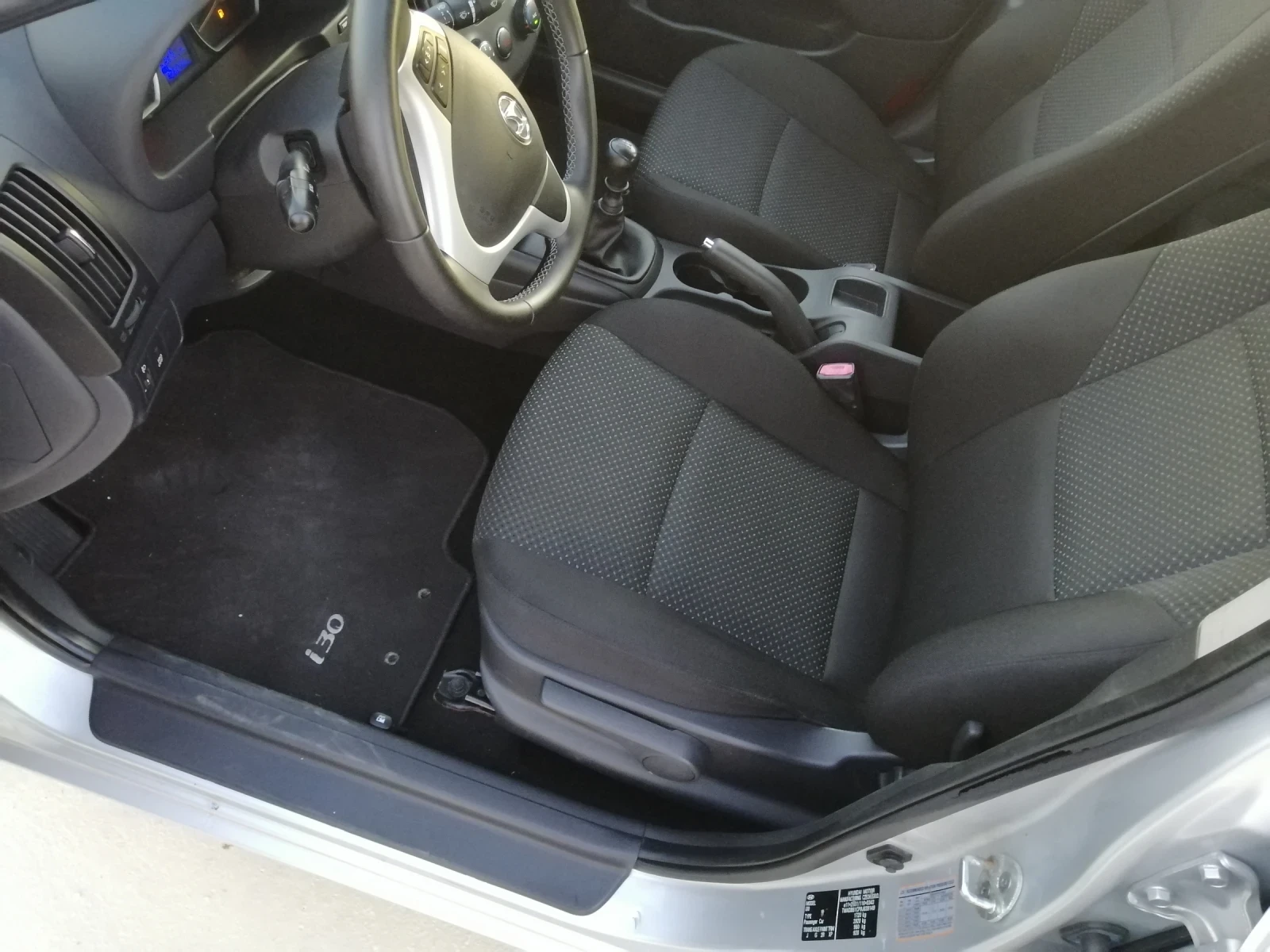 Hyundai I30 1.4i - изображение 9