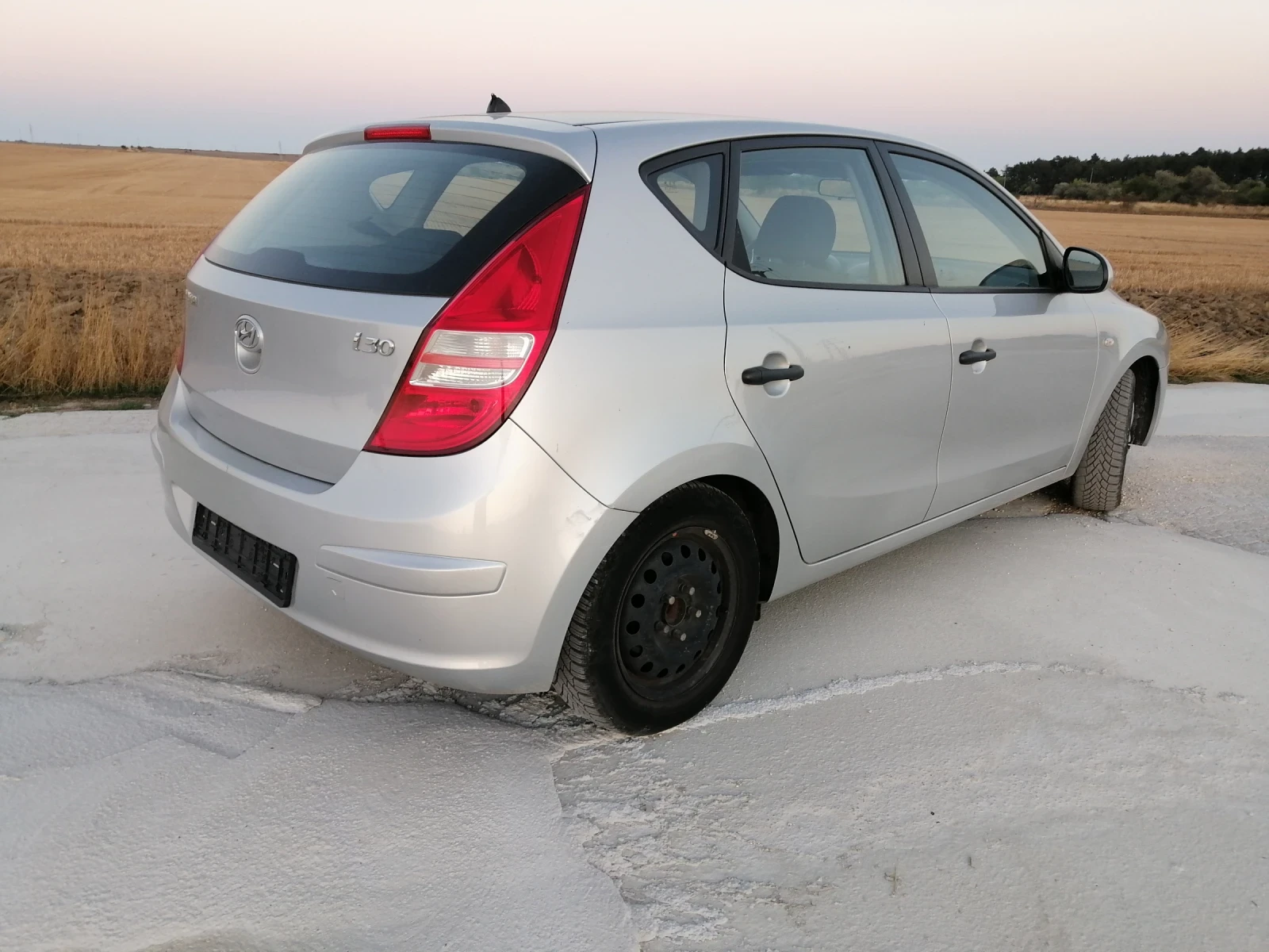 Hyundai I30 1.4i - изображение 4