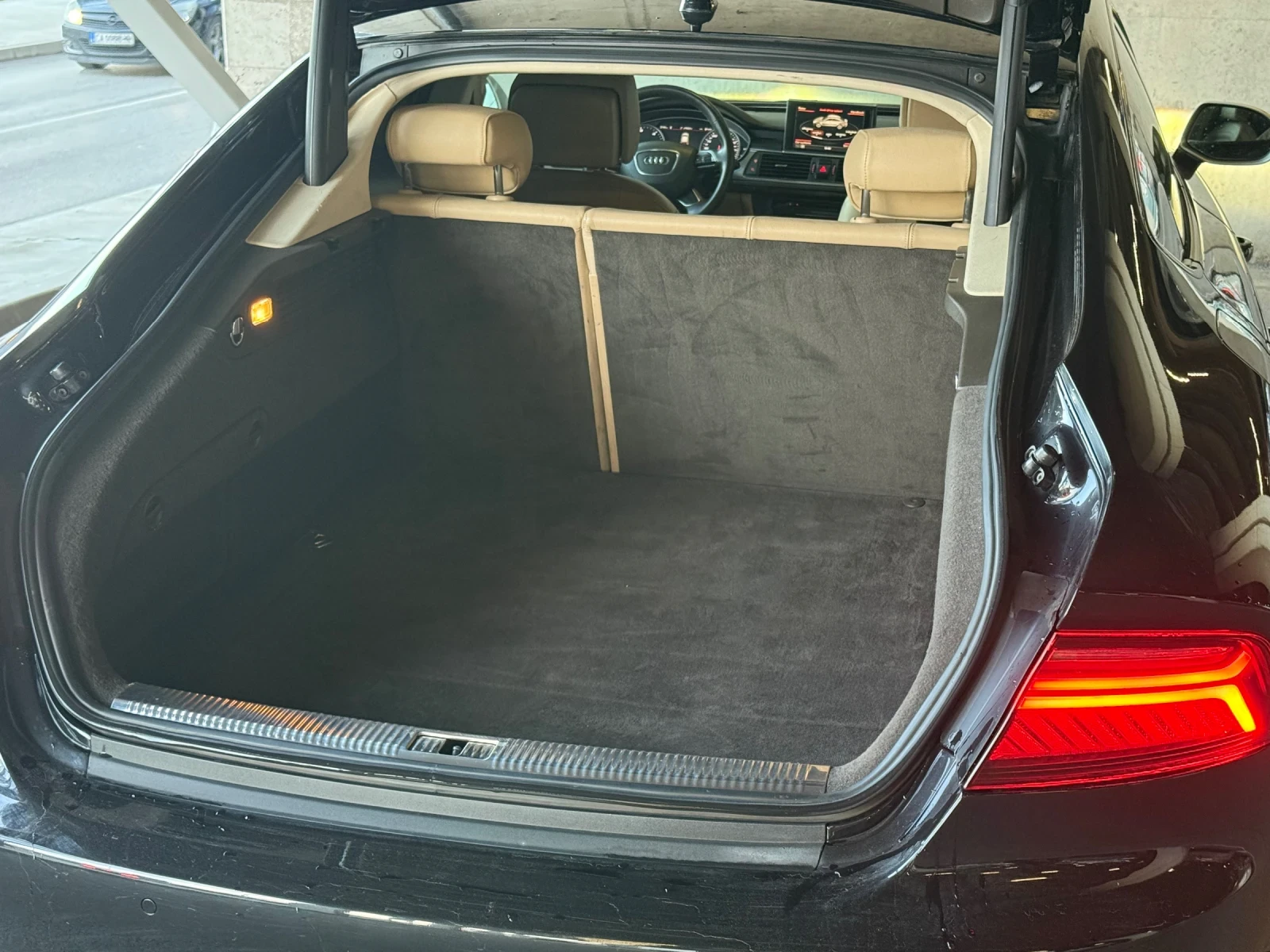 Audi A7 quattro MATRIX - изображение 6