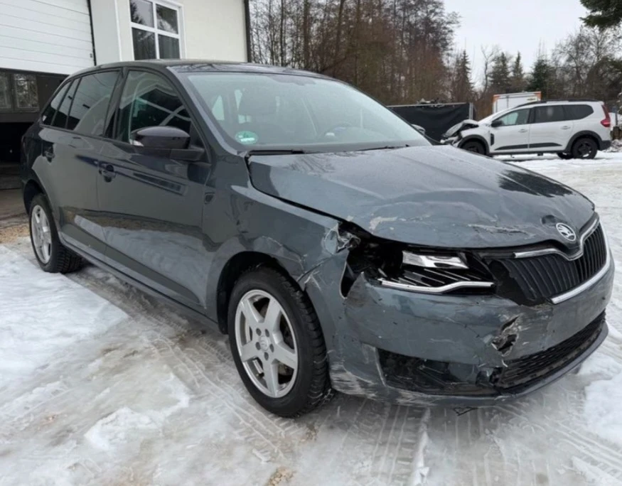 Skoda Rapid 1.0 TSI  Facelift * 110 hp * 21 000 km * Euro6 - изображение 2