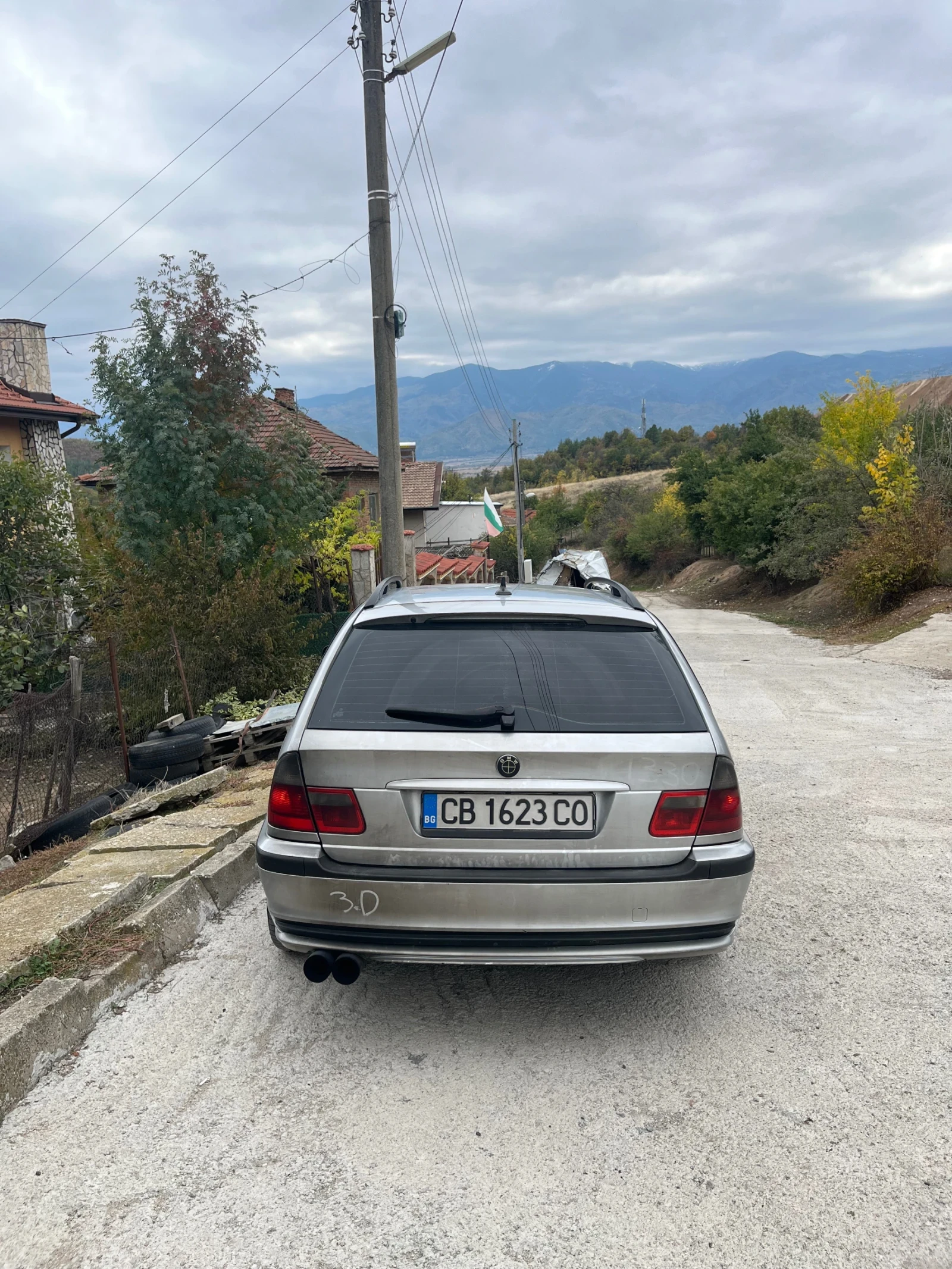 BMW 320, снимка 2 - Автомобили и джипове - 53767741