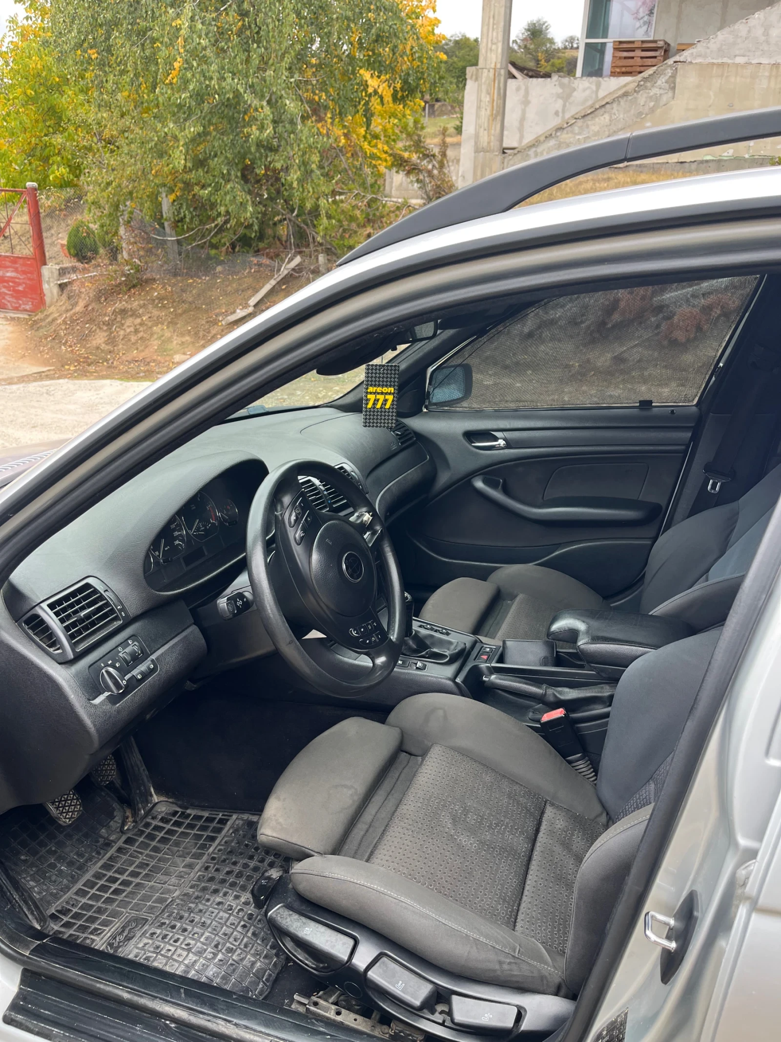 BMW 320, снимка 8 - Автомобили и джипове - 53767741