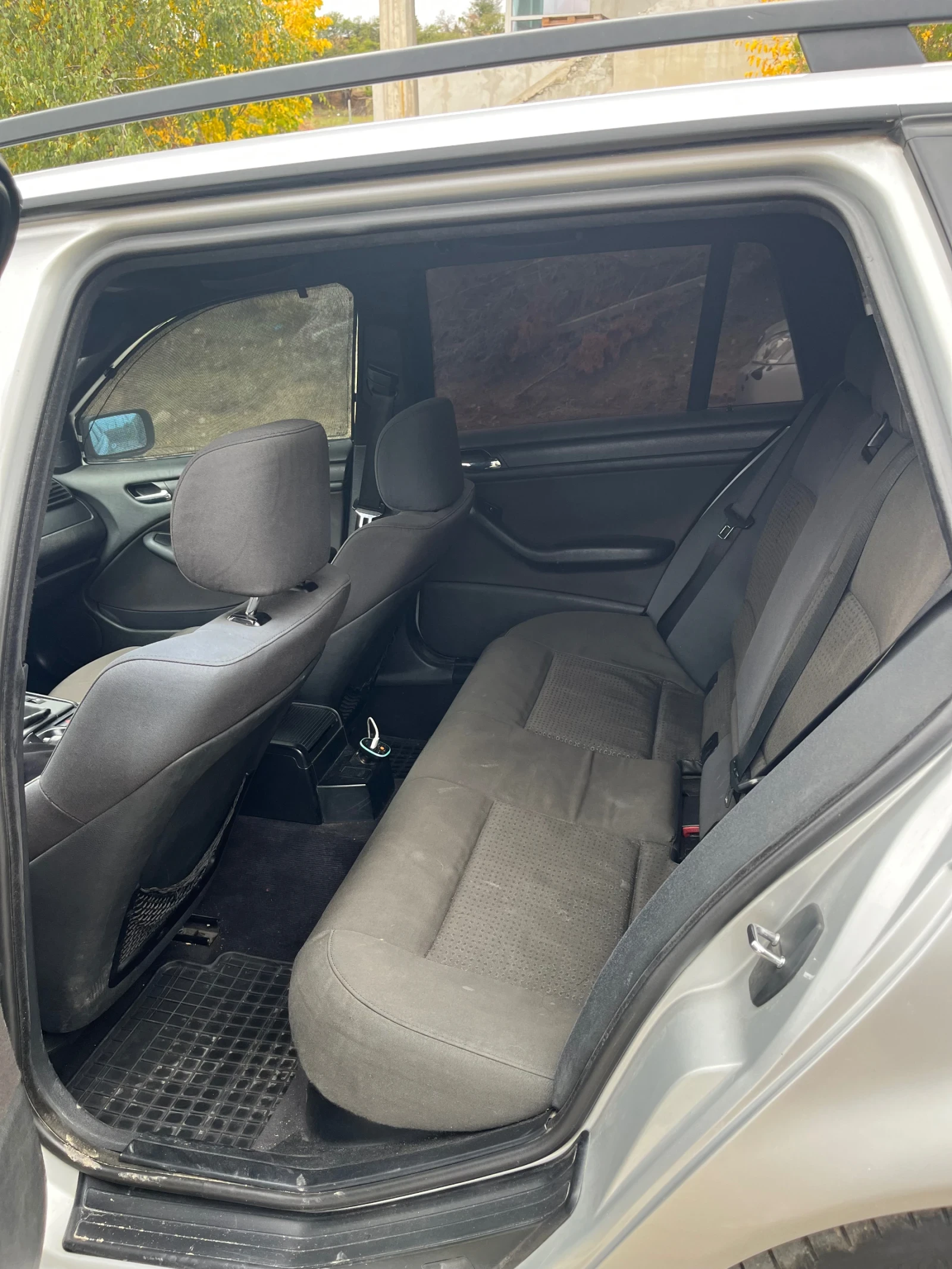 BMW 320, снимка 9 - Автомобили и джипове - 53767741