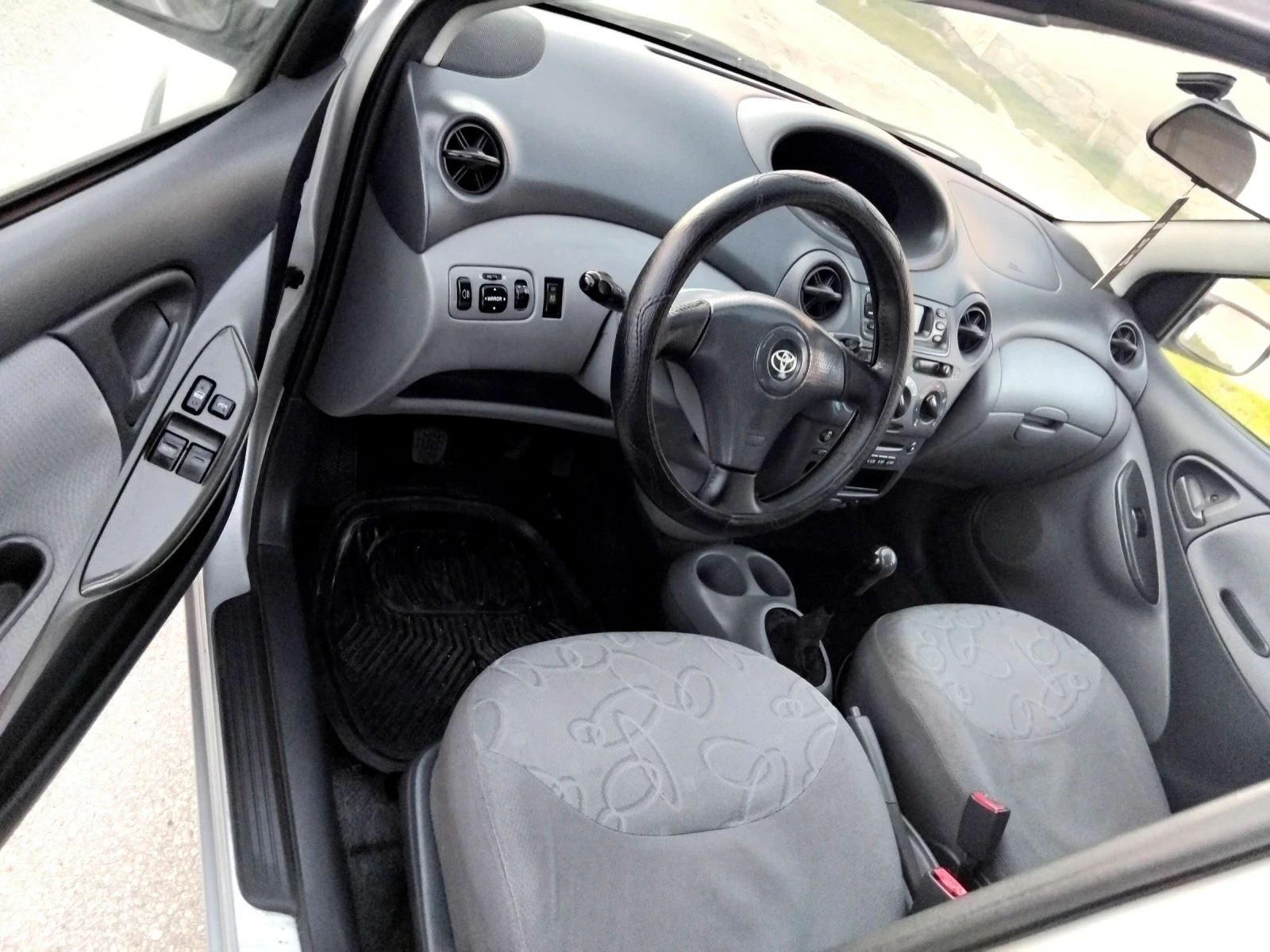 Toyota Yaris 1.3iV-tt85к+ КЛИМА.ВЕРИГА.БЕНЗИН///, снимка 11 - Автомобили и джипове - 54140818