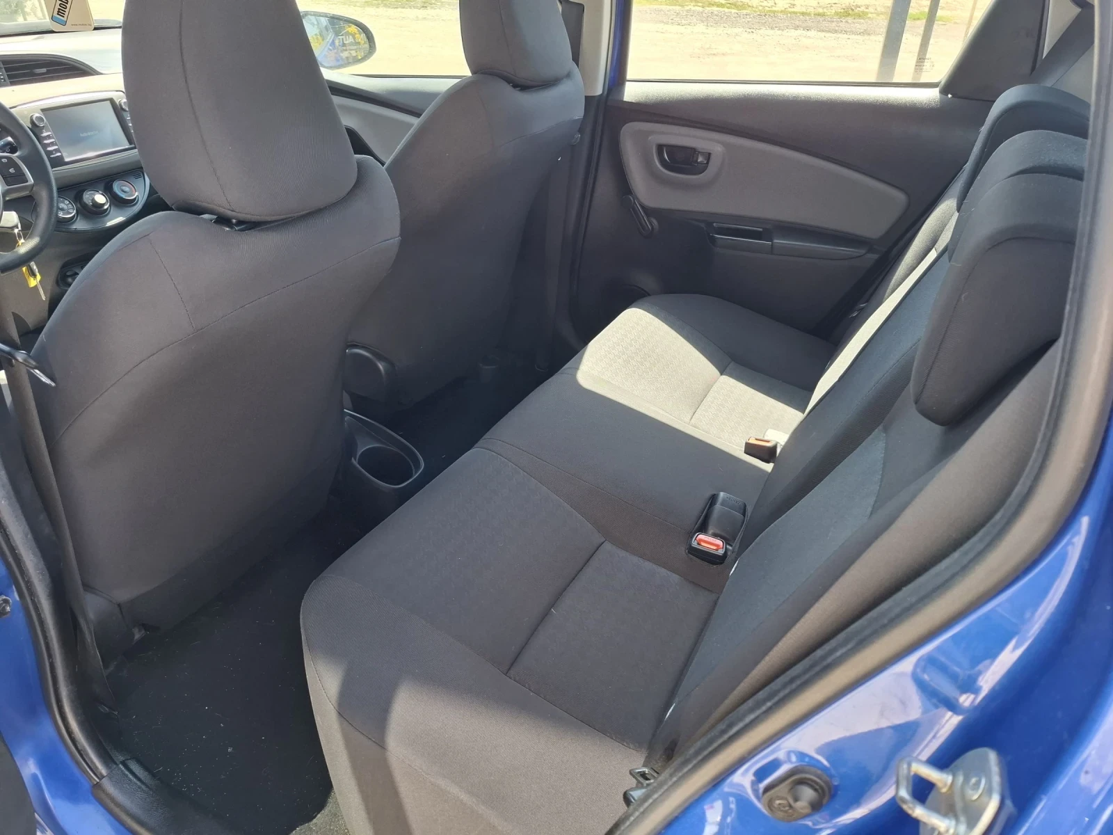 Toyota Yaris 1.5VVTi * * euro6 * * LS, снимка 13 - Автомобили и джипове - 54172483