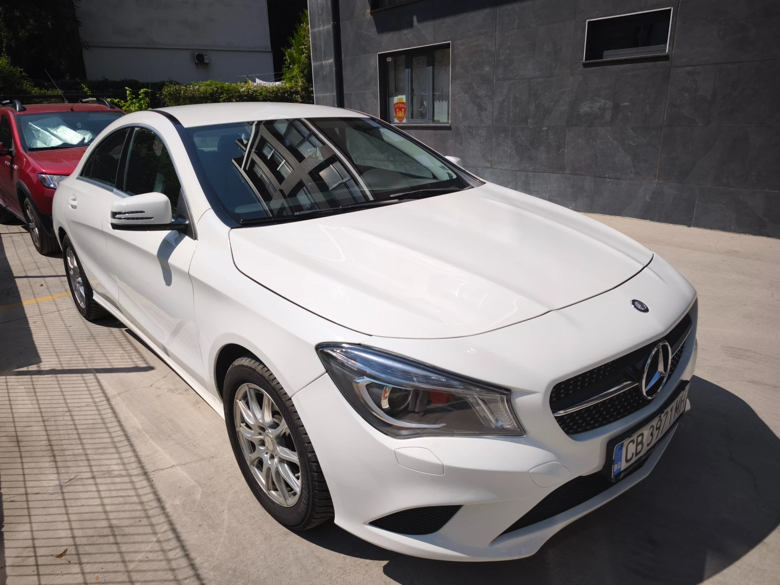 Mercedes-Benz CLA 200, снимка 4 - Автомобили и джипове - 55767061