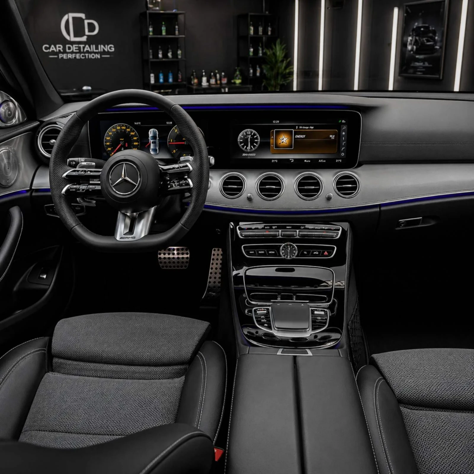 Mercedes-Benz E 220 6.3AMG пакет БАРТЕР , снимка 3 - Автомобили и джипове - 54382416
