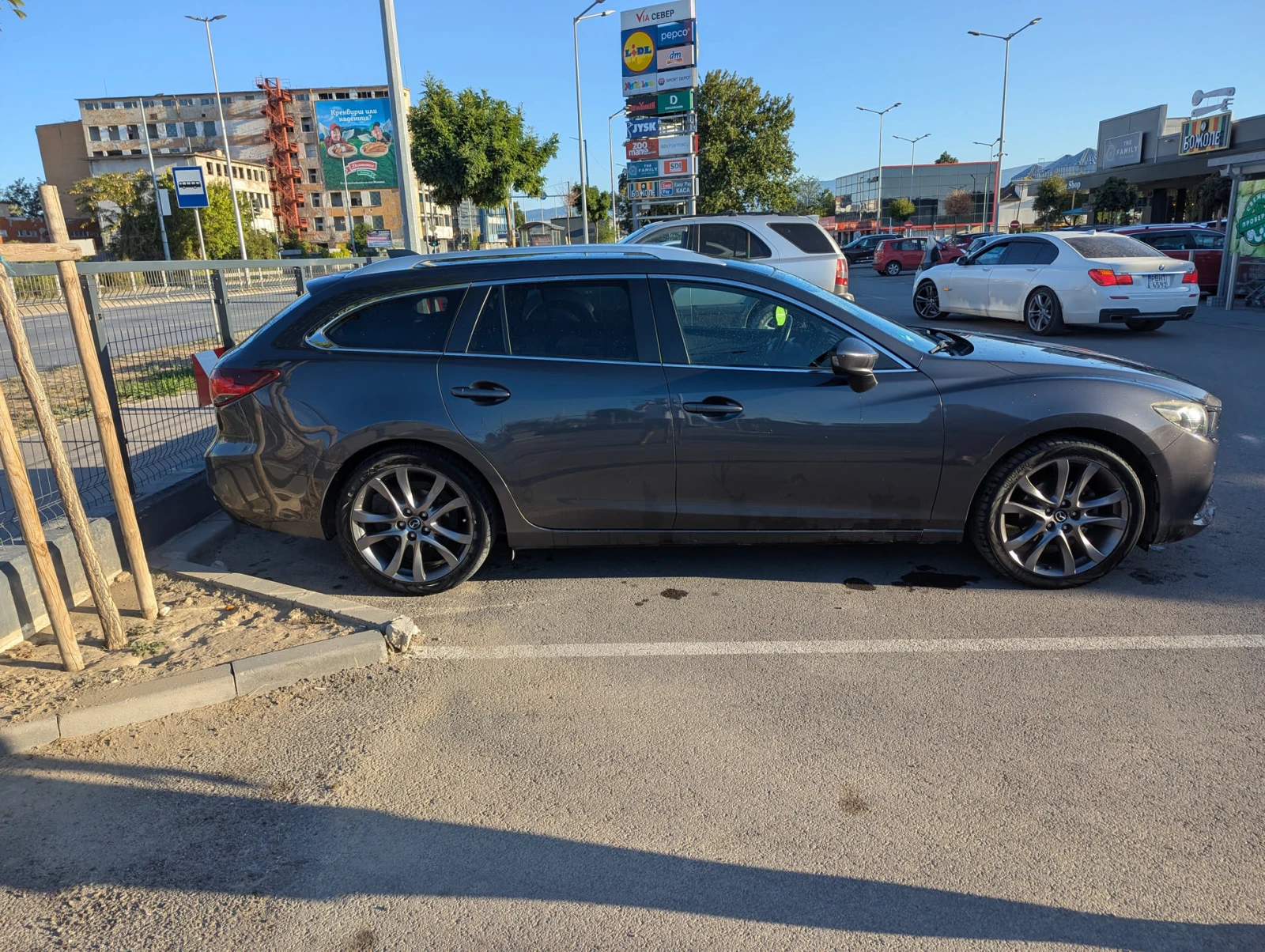 Mazda 6 2.2D, снимка 3 - Автомобили и джипове - 54543758