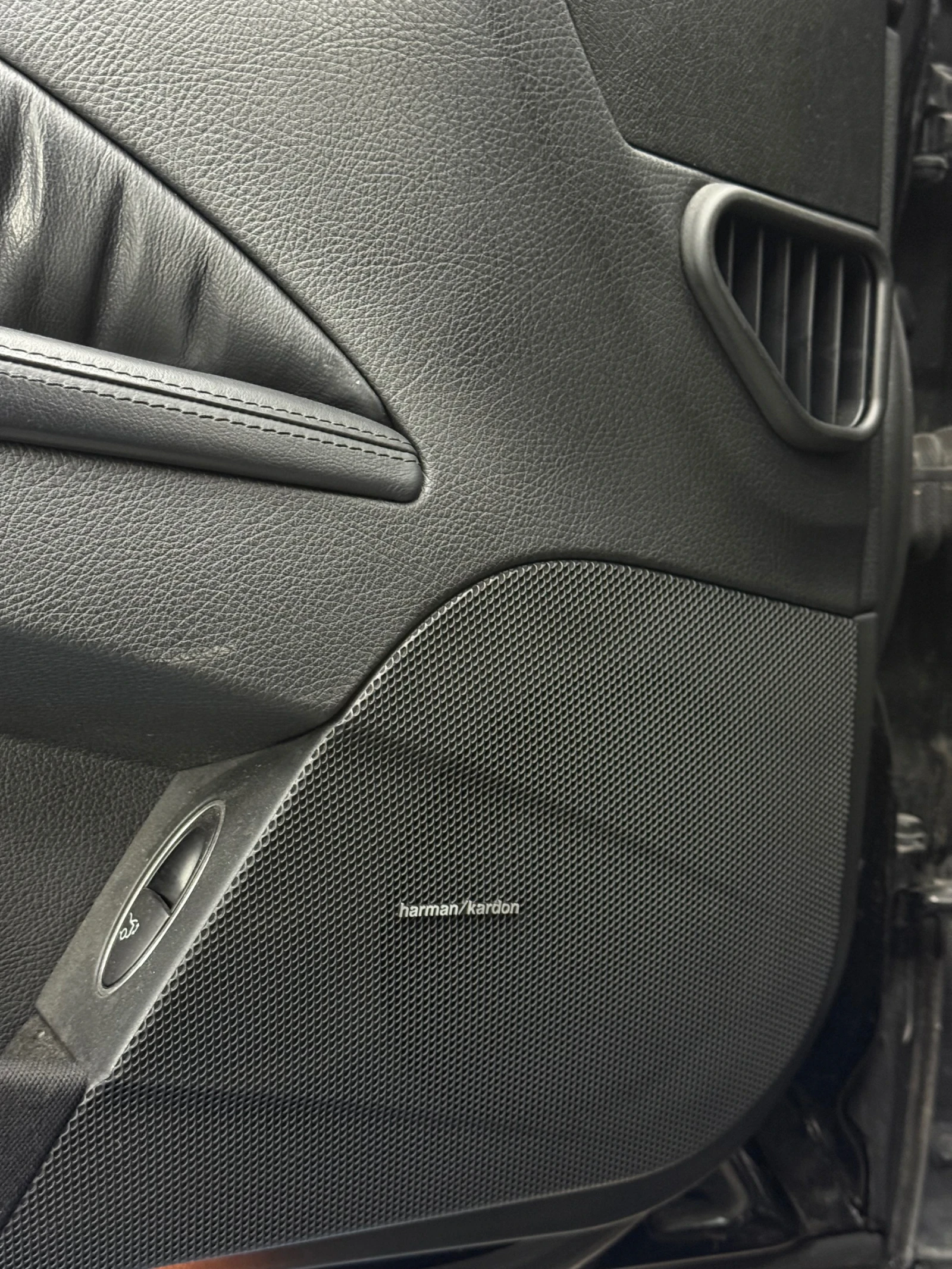 Mercedes-Benz E 500 Mercedes-Benz E500 Avantgarde | 388 к.с. | AMG пак, снимка 8 - Автомобили и джипове - 54608693