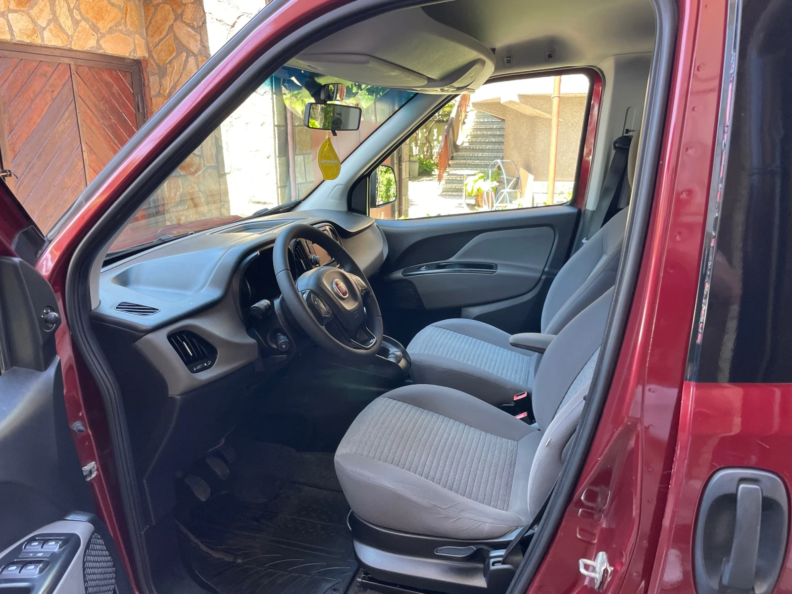 Fiat Doblo 1.6Mjet, снимка 11 - Автомобили и джипове - 55088714