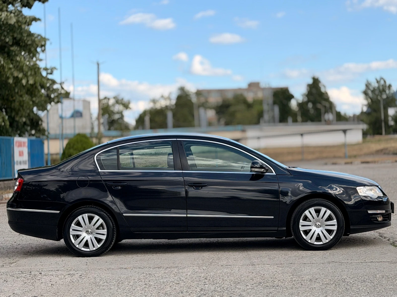 VW Passat 2.0TDI/НАВИГАЦИЯ/ИТАЛИЯ, снимка 6 - Автомобили и джипове - 55416177