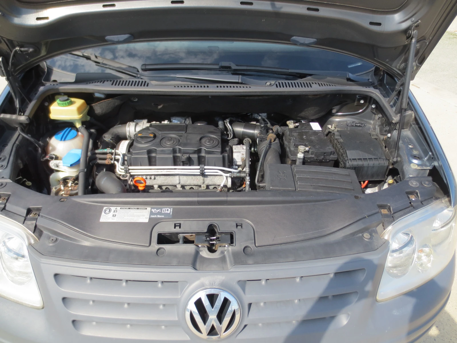 VW Caddy 1.9 TDI, снимка 17 - Автомобили и джипове - 55455559