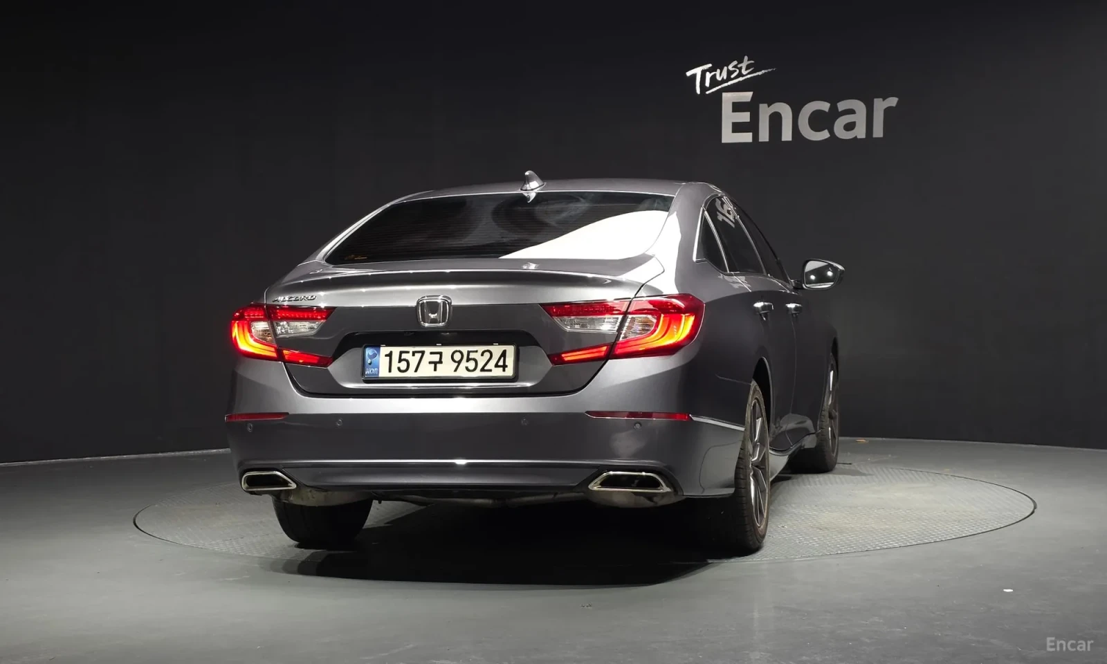 Honda Accord Лизинг\Реални километри\Топ цена до България, снимка 4 - Автомобили и джипове - 55613972