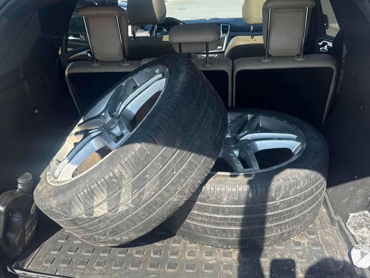 Mercedes-Benz ML 550 * CARFAX * ОПЦИЯ ЗА ФИНАНСИРАНЕ , снимка 10 - Автомобили и джипове - 55628919