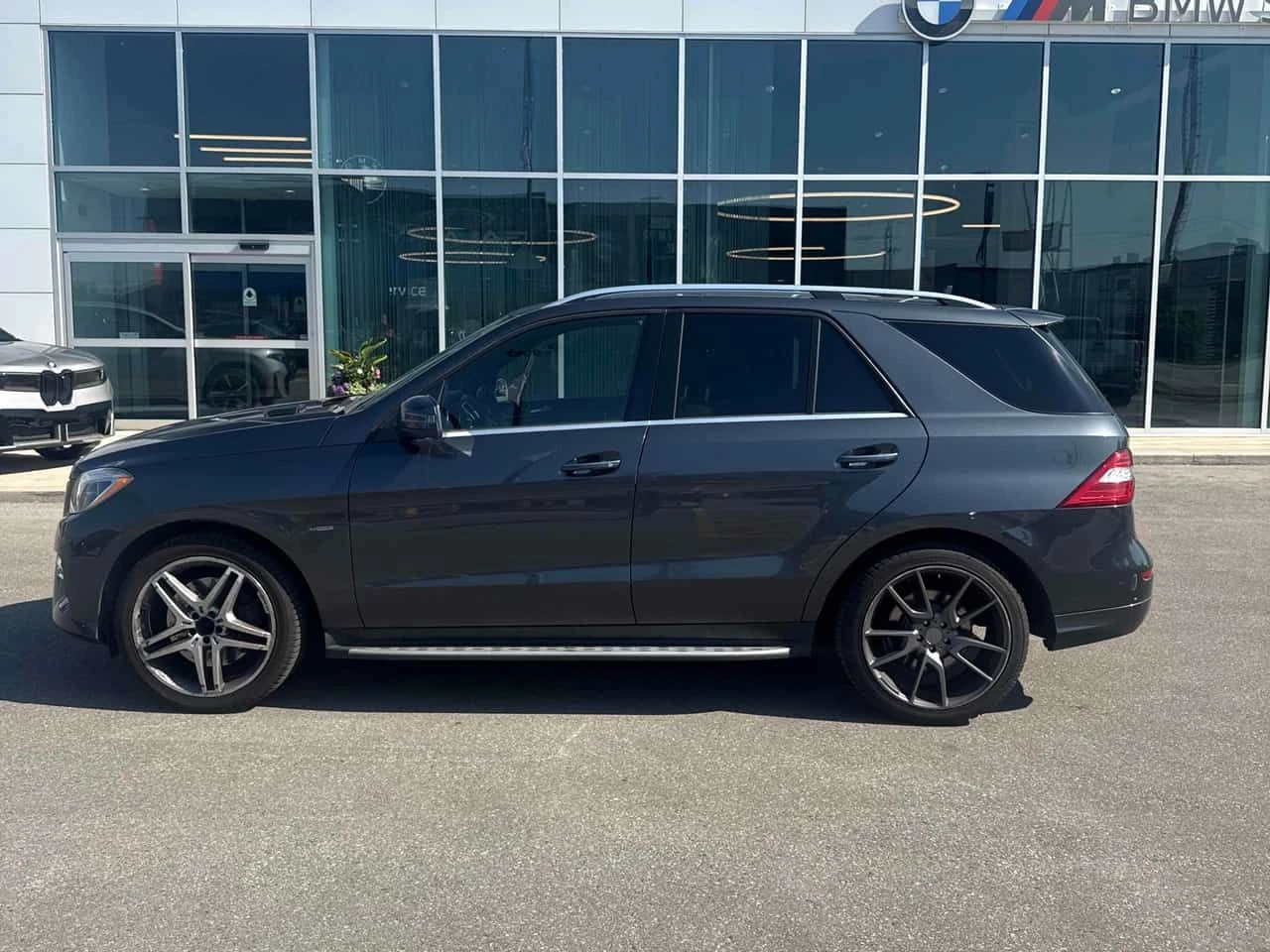 Mercedes-Benz ML 550 * CARFAX * ОПЦИЯ ЗА ФИНАНСИРАНЕ , снимка 2 - Автомобили и джипове - 55628919