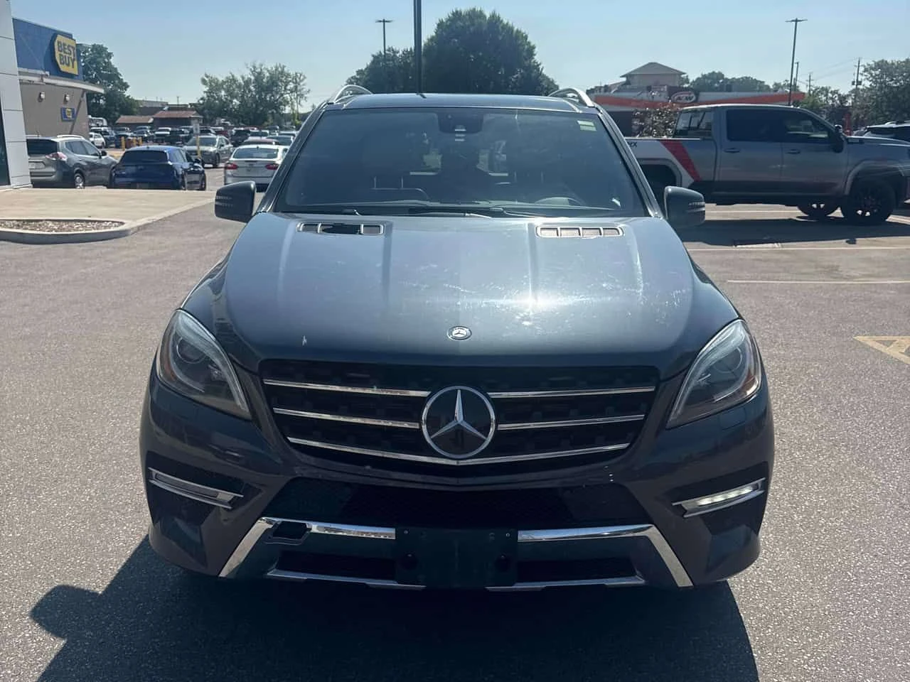 Mercedes-Benz ML 550 * CARFAX * ОПЦИЯ ЗА ФИНАНСИРАНЕ , снимка 6 - Автомобили и джипове - 55628919