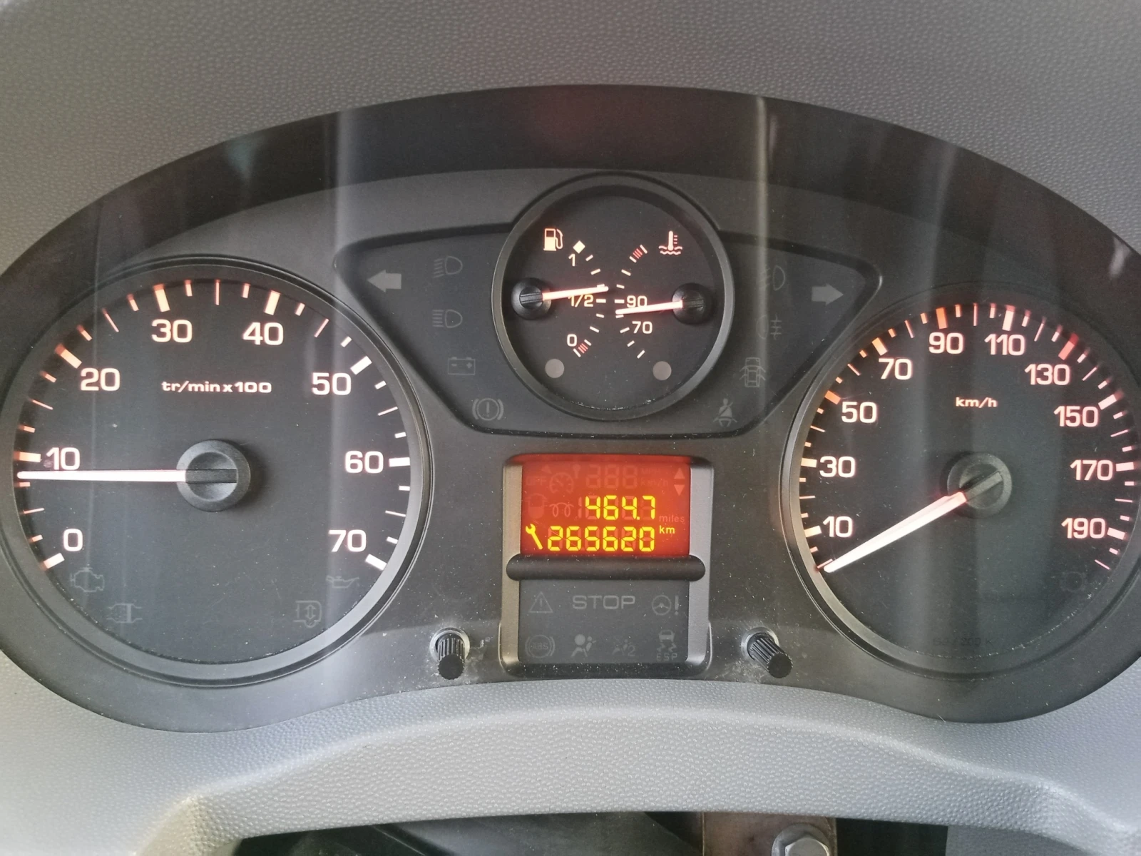 Citroen Jumpy 1.6HDI MAXI Климатик , снимка 15 - Автомобили и джипове - 55650015