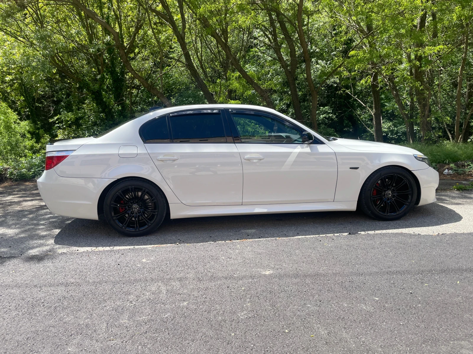BMW 530 LCI SAT F1, снимка 5 - Автомобили и джипове - 55732347