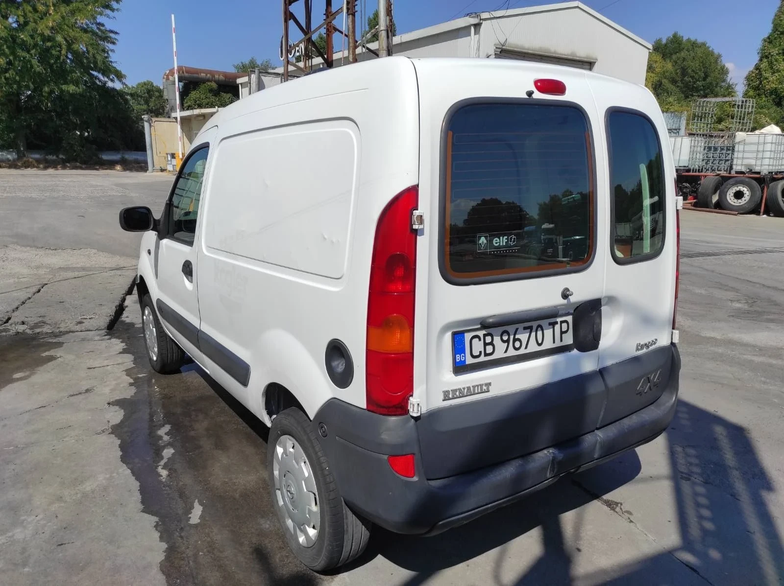 Renault Kangoo * 1.9DCI 85ps * 4X4 * НАПЪЛНО ОБСЛУЖЕН * , снимка 3 - Автомобили и джипове - 56024424