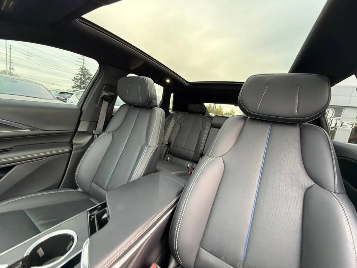 Cadillac XT4 Lyriq 553�� RANGE/��� ������������ ������!/        | Mobile.bg � ����������� 15