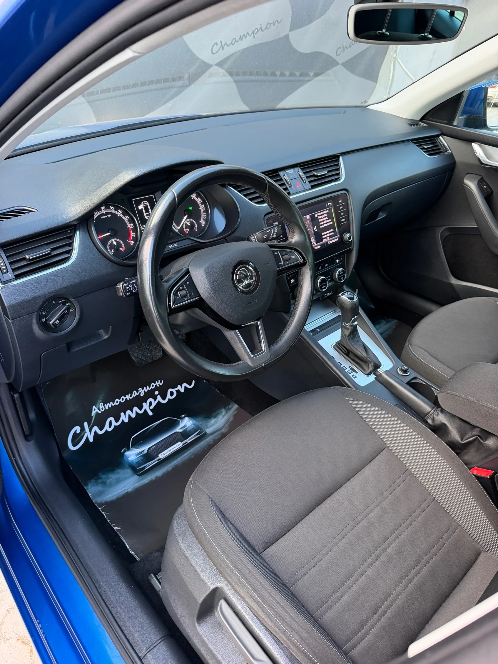 Skoda Octavia, снимка 9 - Автомобили и джипове - 56333629