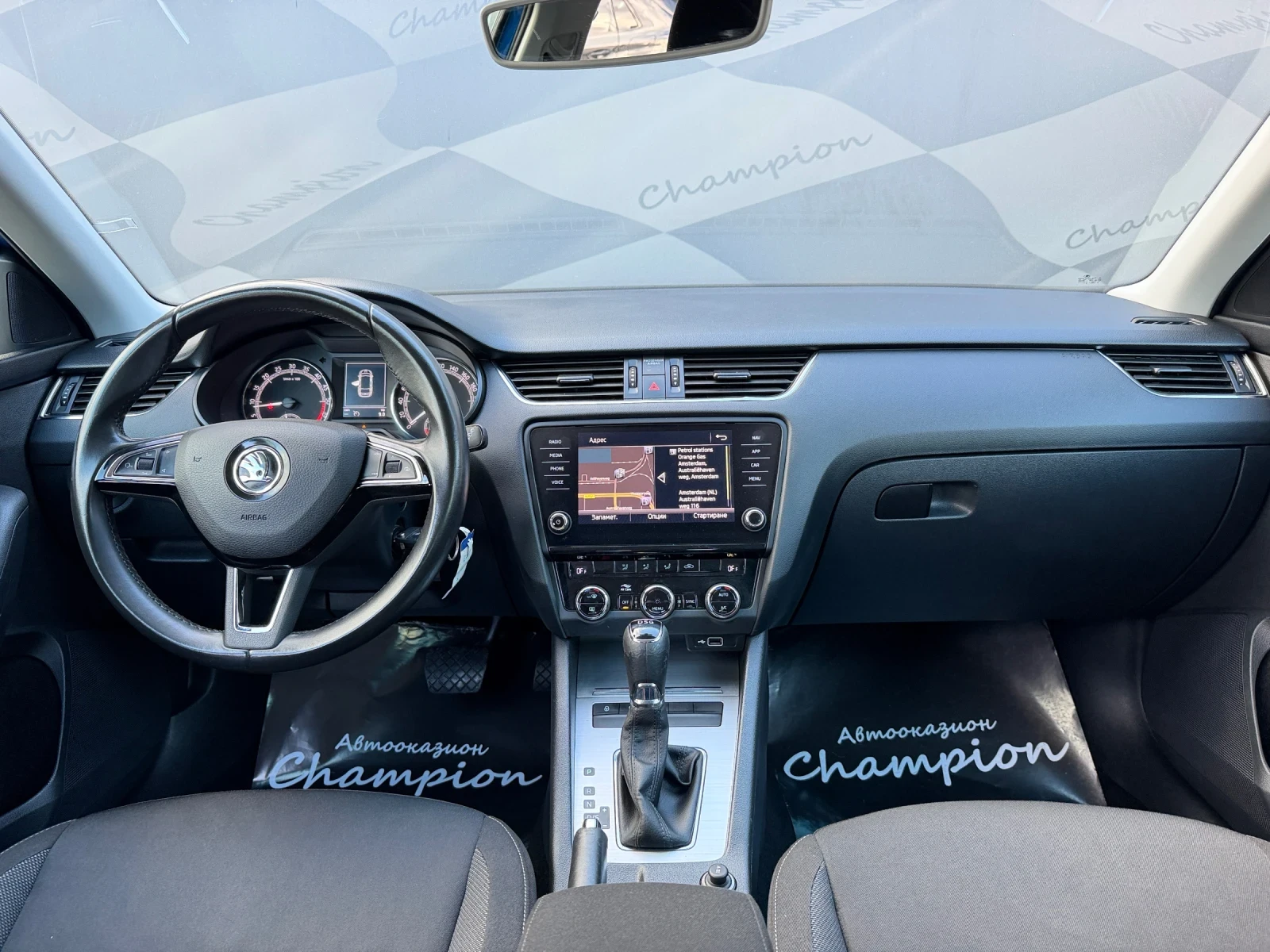 Skoda Octavia, снимка 10 - Автомобили и джипове - 56333629