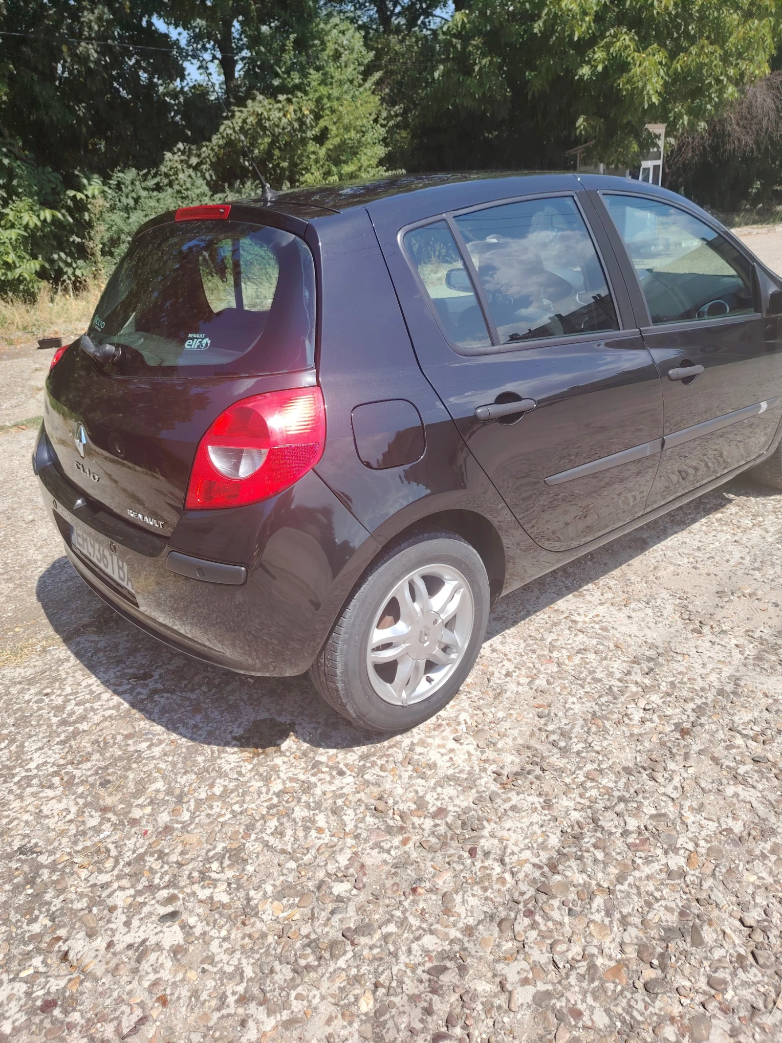 Renault Clio, снимка 4 - Автомобили и джипове - 56552429