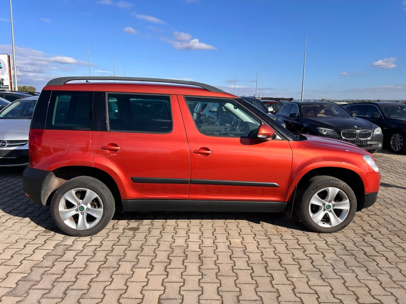 Skoda Yeti 1.6TDI NAVI EURO 5 ЛИЗИНГ, снимка 5 - Автомобили и джипове - 47437457