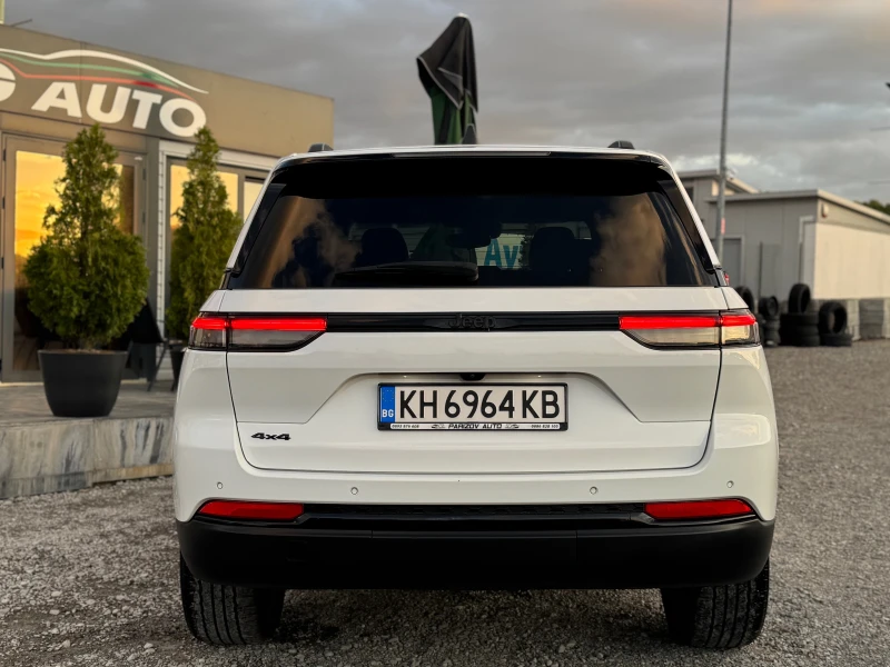 Jeep Grand cherokee * ГАЗ* ВСИЧКО ПЛАТЕНО* НАПЪЛНО ОБСЛУЖЕН* НОВИ ГУМИ, снимка 5 - Автомобили и джипове - 50833230