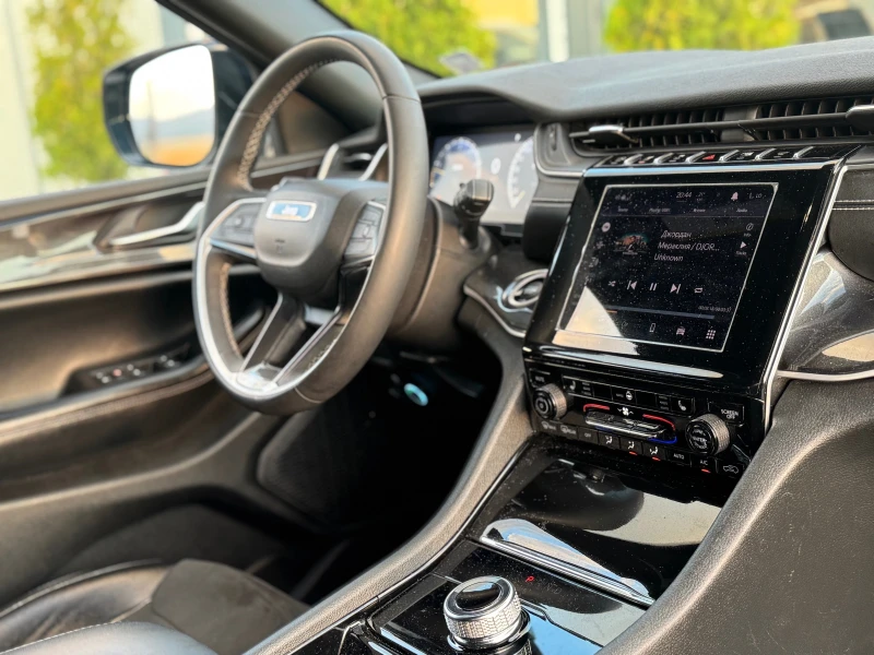 Jeep Grand cherokee * ГАЗ* ВСИЧКО ПЛАТЕНО* НАПЪЛНО ОБСЛУЖЕН* НОВИ ГУМИ, снимка 11 - Автомобили и джипове - 50833230