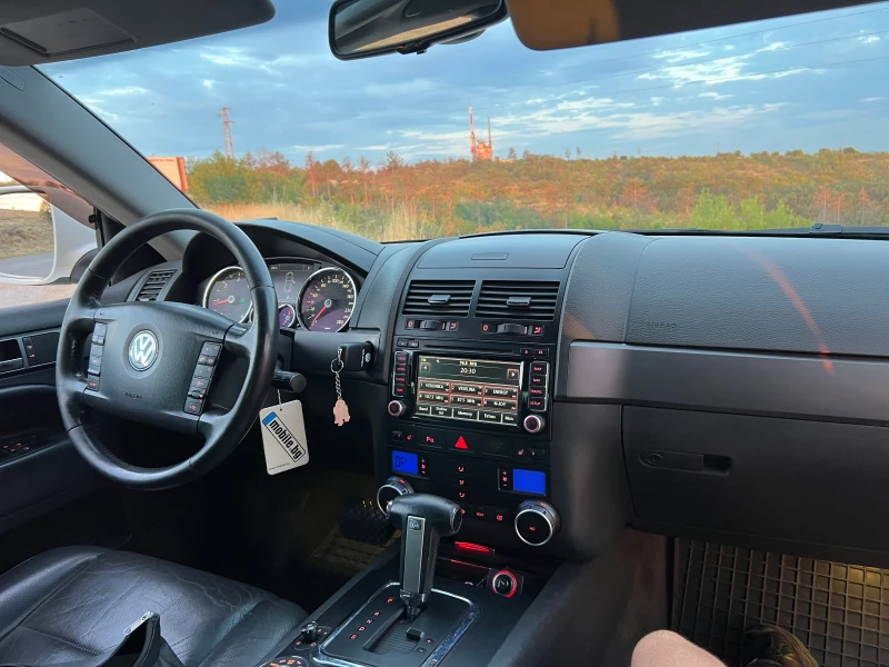 VW Touareg Face lift , снимка 8 - Автомобили и джипове - 52268996