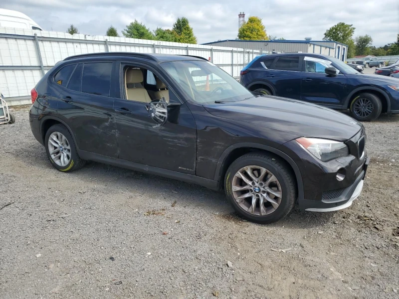BMW X1 xDrive28i / 2.0 Turbo / Кожа / Панорама, снимка 3 - Автомобили и джипове - 52006718