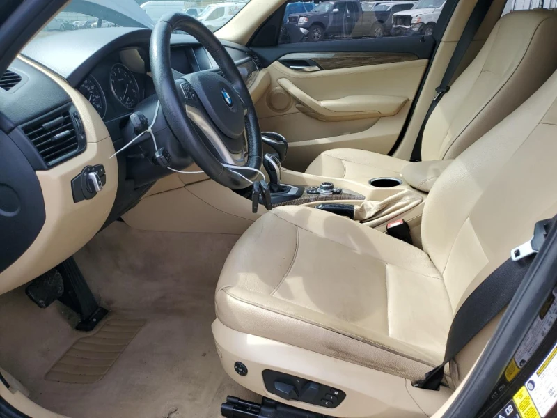 BMW X1 xDrive28i / 2.0 Turbo / Кожа / Панорама, снимка 7 - Автомобили и джипове - 52006718