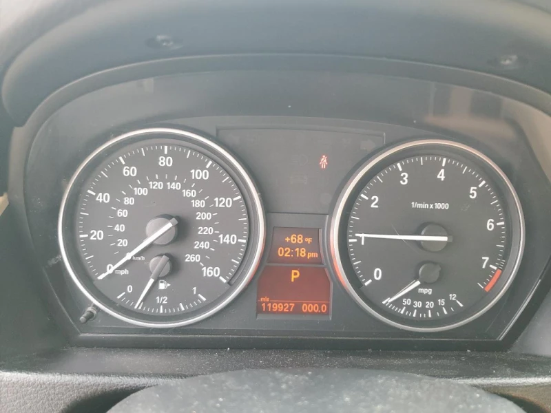 BMW X1 xDrive28i / 2.0 Turbo / Кожа / Панорама, снимка 9 - Автомобили и джипове - 52006718