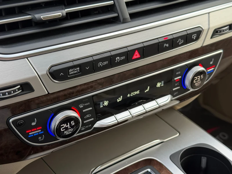 Audi SQ7 4.0TDI* V8* Топ Състояние* 217.000KM* FULL FULL MA, снимка 9 - Автомобили и джипове - 53396614