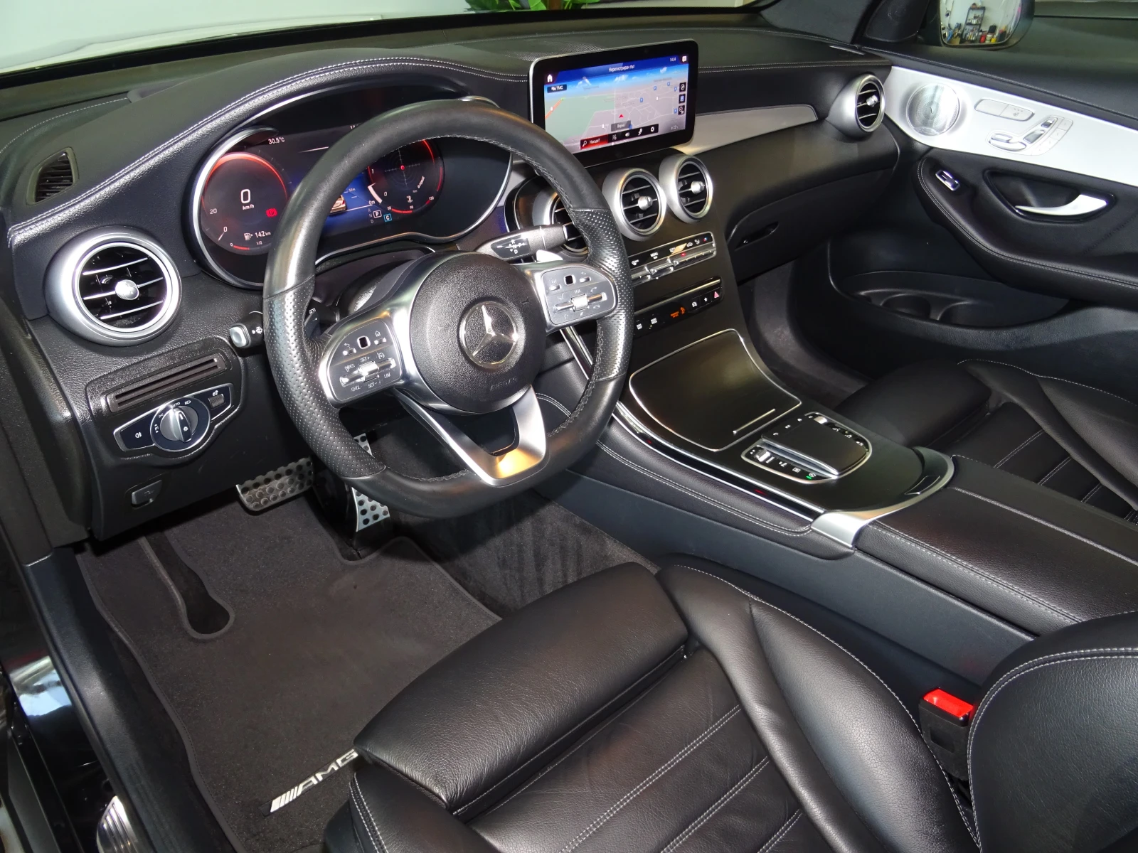 Mercedes-Benz GLC 400 D AMG LINE 4 MATIC 330КС - изображение 8