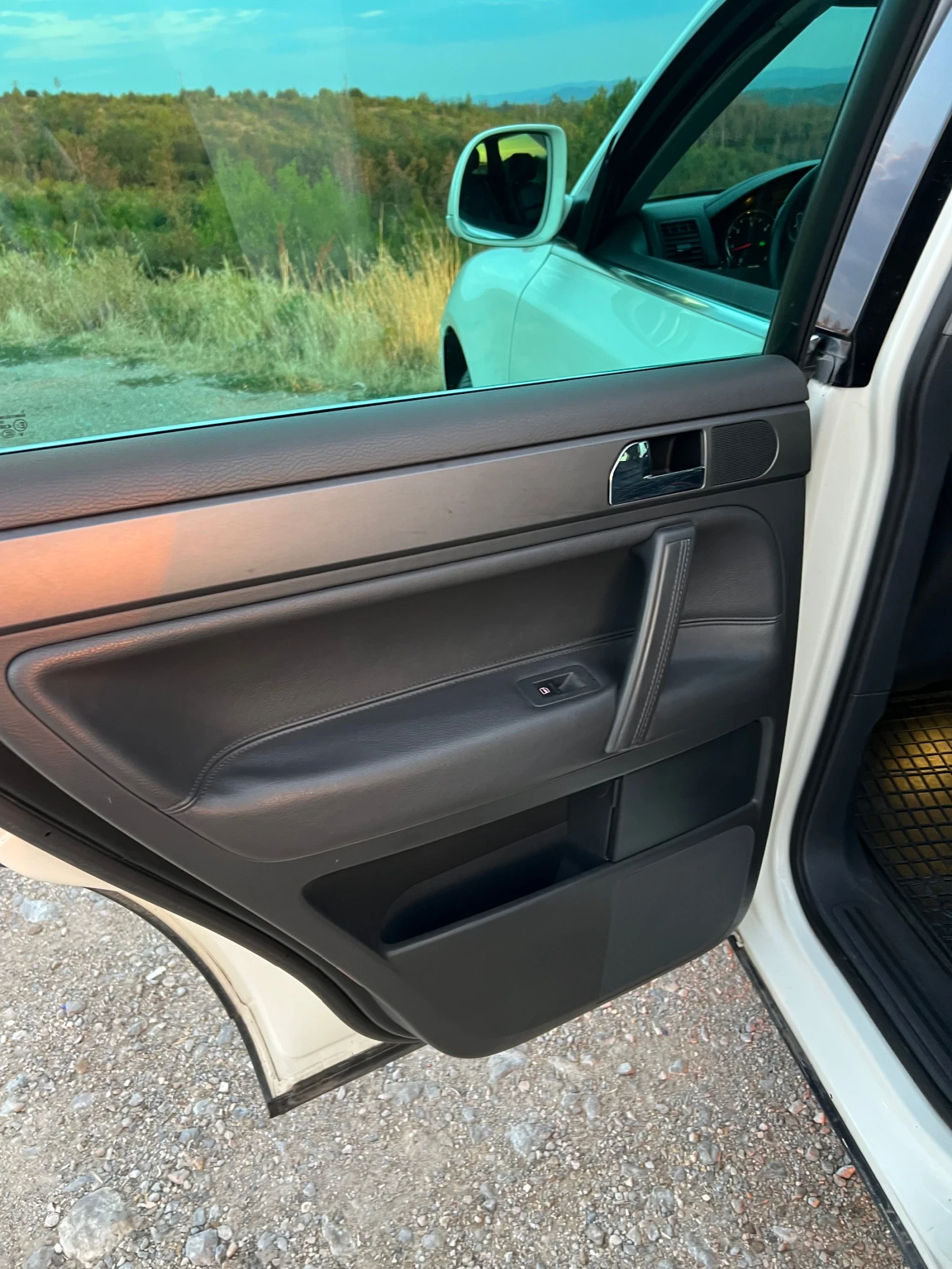 VW Touareg Face lift  - изображение 8