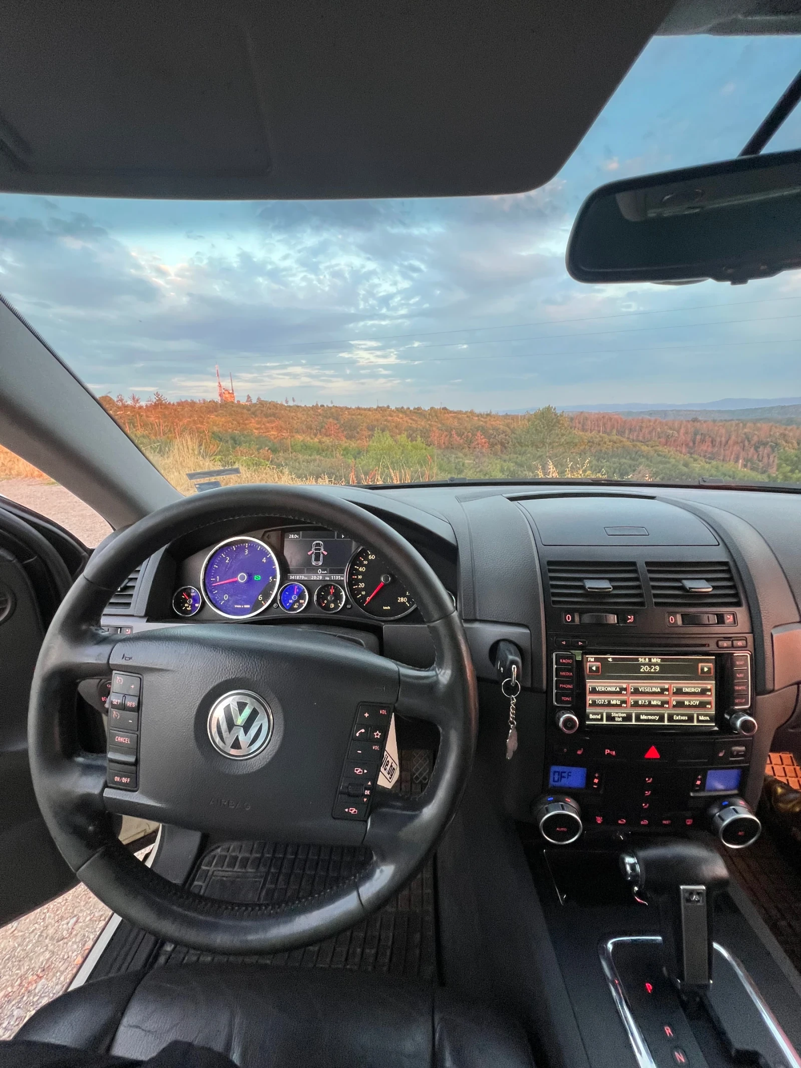 VW Touareg Face lift  - изображение 4