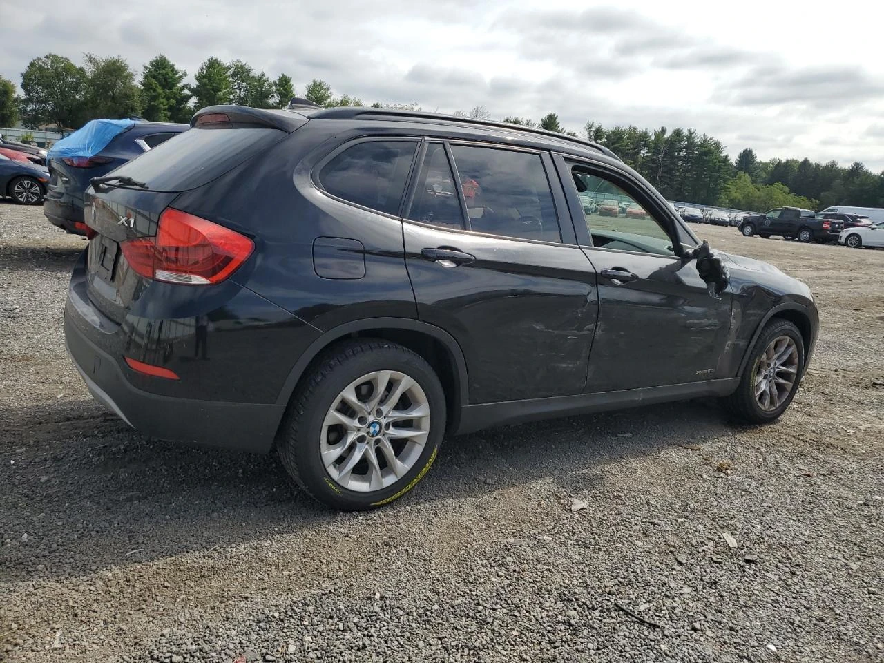 BMW X1 xDrive28i / 2.0 Turbo / Кожа / Панорама - изображение 4